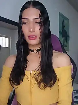 Lanna hott  online show from 15, 7, 2026