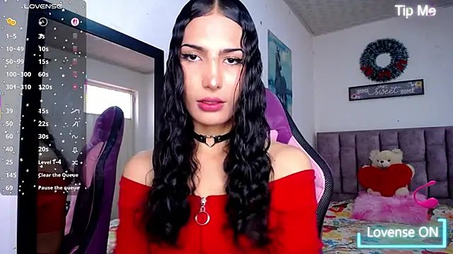 Lanna hott  online show from 25, 7, 2026