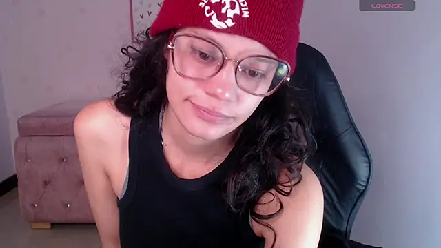 Snapshot of Tyna_ch chatting on 15, 7, 2026 Tyna ch online show from 15, 7, 2026