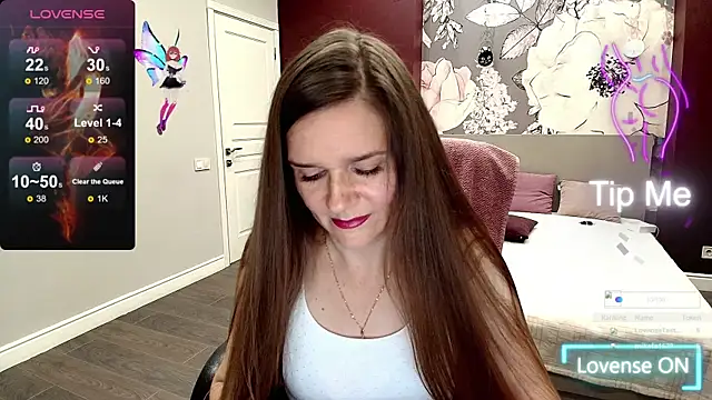 Snapshot of AriaGray chatting on 2, 10, 2025 AriaGray online show from 2, 10, 2025