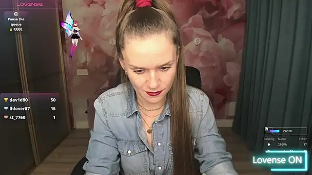 Snapshot of AriaGray chatting on 29, 10, 2025 AriaGray online show from 29, 10, 2025