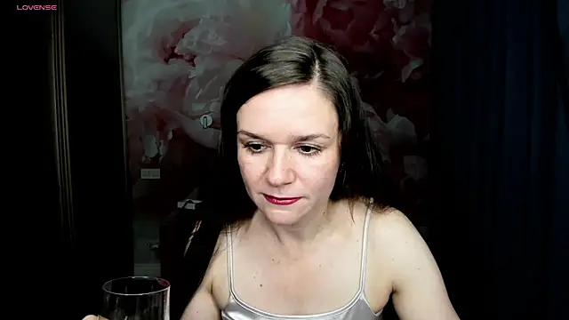 Snapshot of AriaGray chatting on 22, 11, 2025 AriaGray online show from 22, 11, 2025