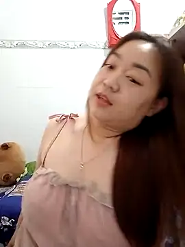 VyOanh2K online show from 17, 3, 2025