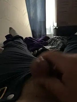 LeggyBus15 online show from 6, 4, 2026