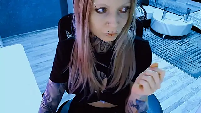 InesGold online show from 10, 4, 2026