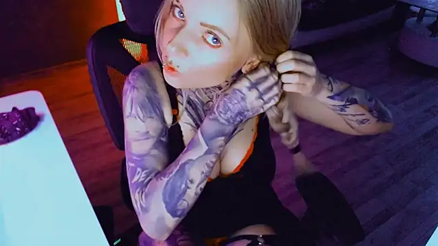 Snapshot of InesGold chatting on 7, 7, 2026 InesGold online show from 7, 7, 2026