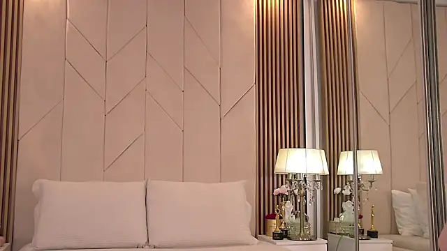 Blanche Summer online show from 24, 1, 2025