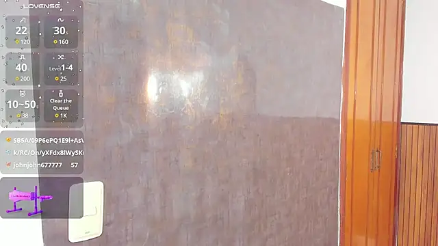 zyle boobs online show from 1, 2, 2025