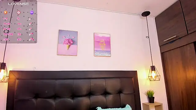 Snapshot of sweet_abby1 chatting on 20, 12, 2024 sweet abby1 online show from 20, 12, 2024