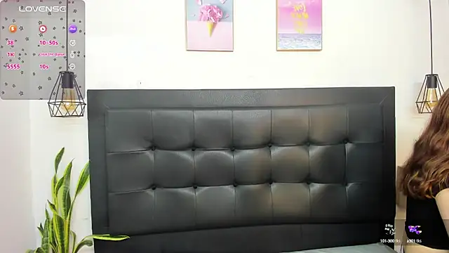 Snapshot of sweet_abby1 chatting on 6, 2, 2025 sweet abby1 online show from 6, 2, 2025