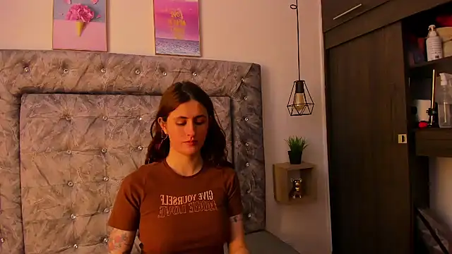 Snapshot of sweet_abby1 chatting on 21, 2, 2025 sweet abby1 online show from 21, 2, 2025