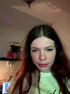 sophiamlf online show from 13, 12, 2025