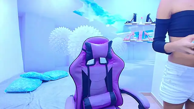 Snapshot of DEMI_LEED chatting on 14, 1, 2026 DEMI LEED online show from 14, 1, 2026