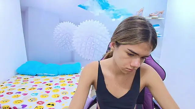 Snapshot of DEMI_LEED chatting on 16, 2, 2026 DEMI LEED online show from 16, 2, 2026