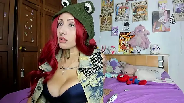 LunaDeCristall online show from 5, 11, 2025