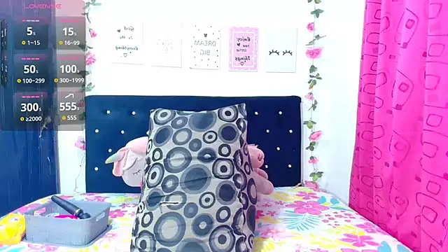 CiaraEbony online show from 28, 9, 2025