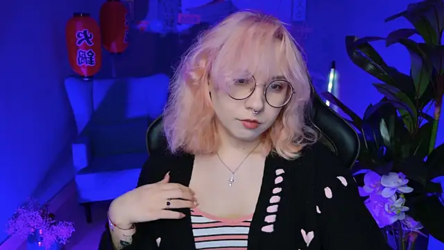 Snapshot of JasmineMilko chatting on 21, 1, 2025 JasmineMilko online show from 21, 1, 2025