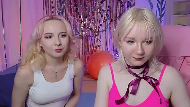 Snapshot of JasmineMilko chatting on 14, 2, 2025 JasmineMilko online show from 14, 2, 2025