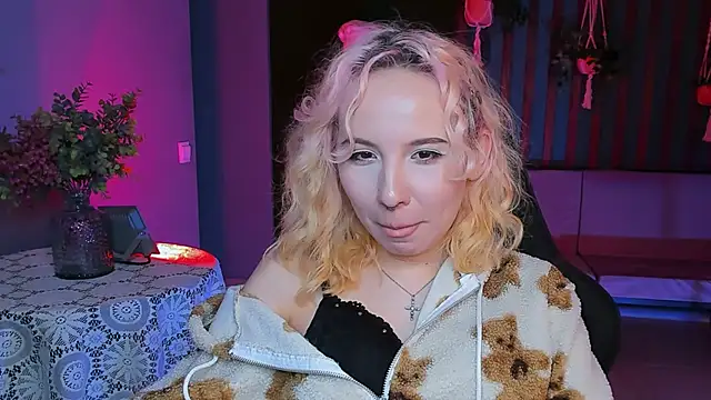 Snapshot of JasmineMilko chatting on 23, 2, 2025 JasmineMilko online show from 23, 2, 2025