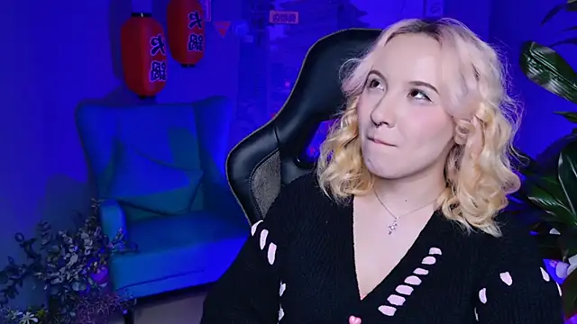 Snapshot of JasmineMilko chatting on 4, 3, 2025 JasmineMilko online show from 4, 3, 2025