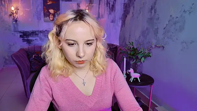 Snapshot of JasmineMilko chatting on 6, 3, 2025 JasmineMilko online show from 6, 3, 2025