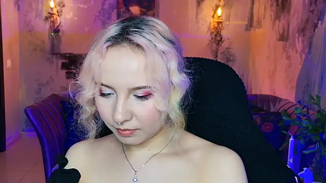 Snapshot of JasmineMilko chatting on 7, 3, 2025 JasmineMilko online show from 7, 3, 2025