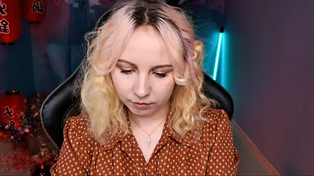 JasmineMilko online show from 18, 3, 2025