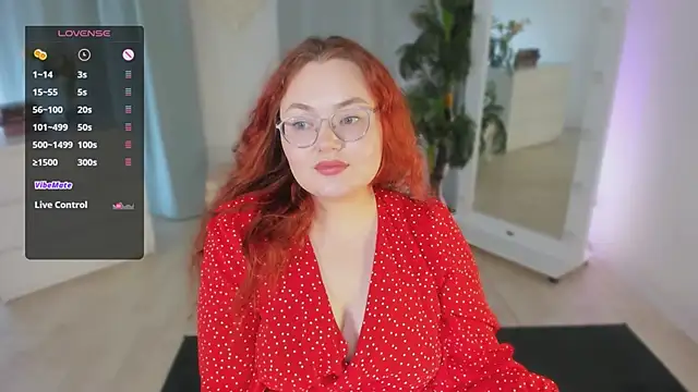 Snapshot of Lana_Bananass chatting on 15, 6, 2026 Lana Bananass online show from 15, 6, 2026