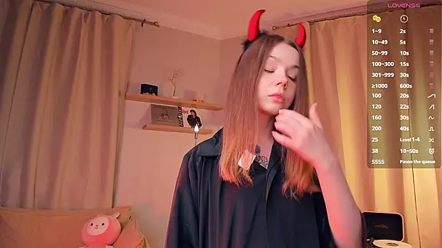 DominikaElis online show from 13, 3, 2026