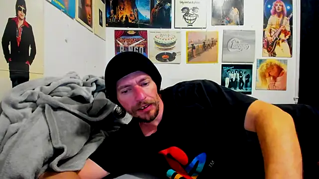 Snapshot of cloudyystar666 chatting on 14, 12, 2025 cloudyystar666 online show from 14, 12, 2025