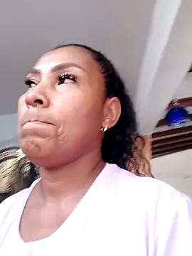 Snapshot of OliviaBurning chatting on 21, 3, 2025 OliviaBurning online show from 21, 3, 2025