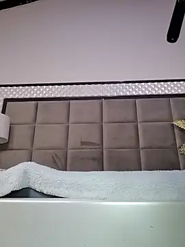 Snapshot of OliviaBurning chatting on 11, 9, 2025 OliviaBurning online show from 11, 9, 2025