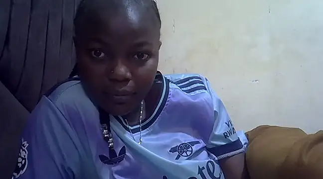 Snapshot of pretty_vivy chatting on 3, 3, 2025 pretty vivy online show from 3, 3, 2025