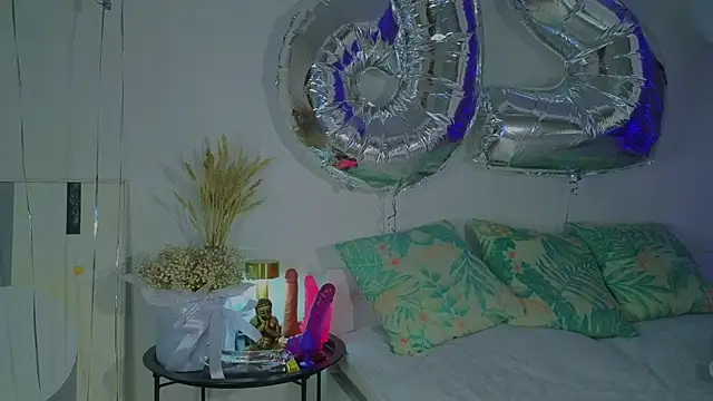 Snapshot of ta_daam chatting on 5, 1, 2025 ta daam online show from 5, 1, 2025