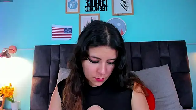 Snapshot of EngelStone chatting on 3, 1, 2025 EngelStone online show from 3, 1, 2025