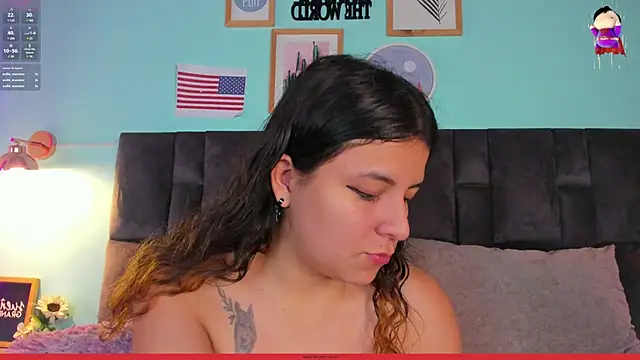 Snapshot of EngelStone chatting on 12, 1, 2025 EngelStone online show from 12, 1, 2025