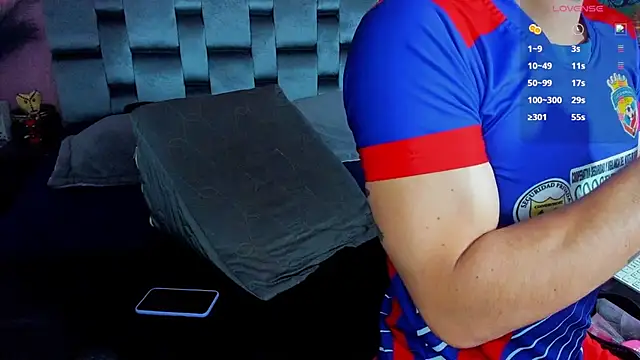 Piggy Eddy online show from 28, 1, 2025