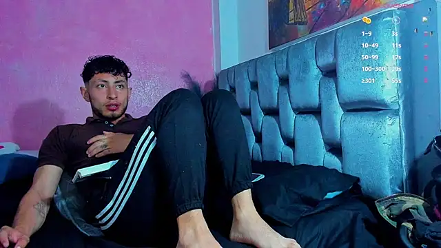 Piggy Eddy online show from 23, 3, 2025