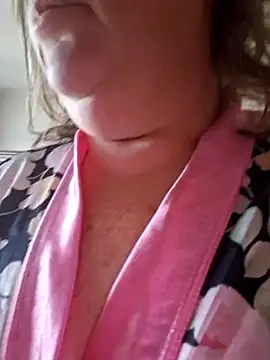 Snapshot of Mara-24 chatting on 10, 1, 2025 Mara-24 online show from 10, 1, 2025