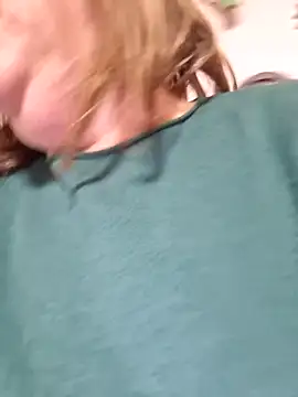 Snapshot of Mara-24 chatting on 6, 2, 2025 Mara-24 online show from 6, 2, 2025