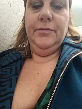 Snapshot of Mara-24 chatting on 8, 2, 2025 Mara-24 online show from 8, 2, 2025