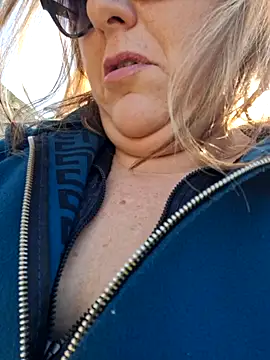 Snapshot of Mara-24 chatting on 9, 2, 2025 Mara-24 online show from 9, 2, 2025