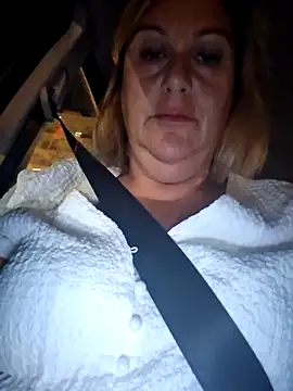 Snapshot of Mara-24 chatting on 11, 9, 2025 Mara-24 online show from 11, 9, 2025