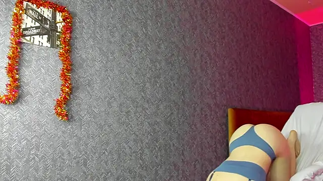 Snapshot of Nicole_Charm chatting on 27, 12, 2024 Nicole Charm online show from 27, 12, 2024