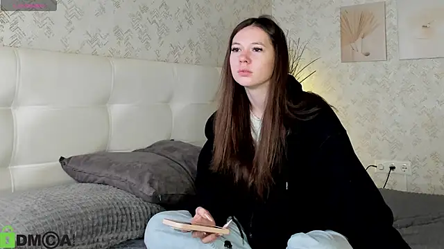 Snapshot of Nicole_Charm chatting on 22, 9, 2025 Nicole Charm online show from 22, 9, 2025