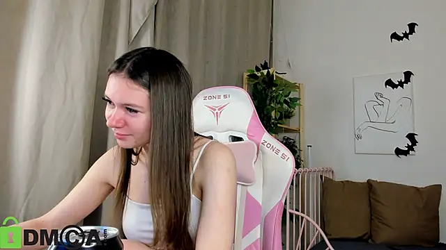 Snapshot of Nicole_Charm chatting on 29, 10, 2025 Nicole Charm online show from 29, 10, 2025