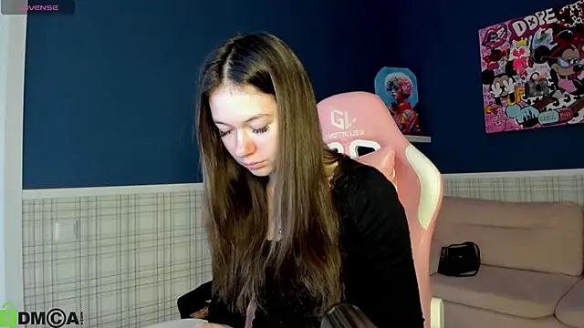 Nicole Charm online show from 18, 1, 2026