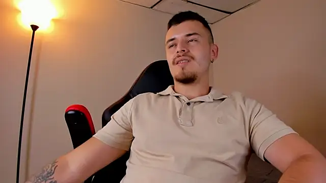 Snapshot of james_connor2 chatting on 18, 3, 2025 james connor2 online show from 18, 3, 2025