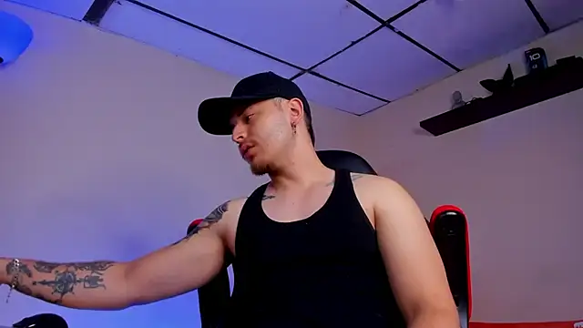 Snapshot of james_connor2 chatting on 28, 9, 2025 james connor2 online show from 28, 9, 2025