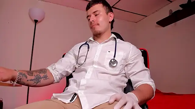 Snapshot of james_connor2 chatting on 15, 10, 2025 james connor2 online show from 15, 10, 2025